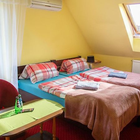 Zajazd U Julii Miastko Extérieur photo
